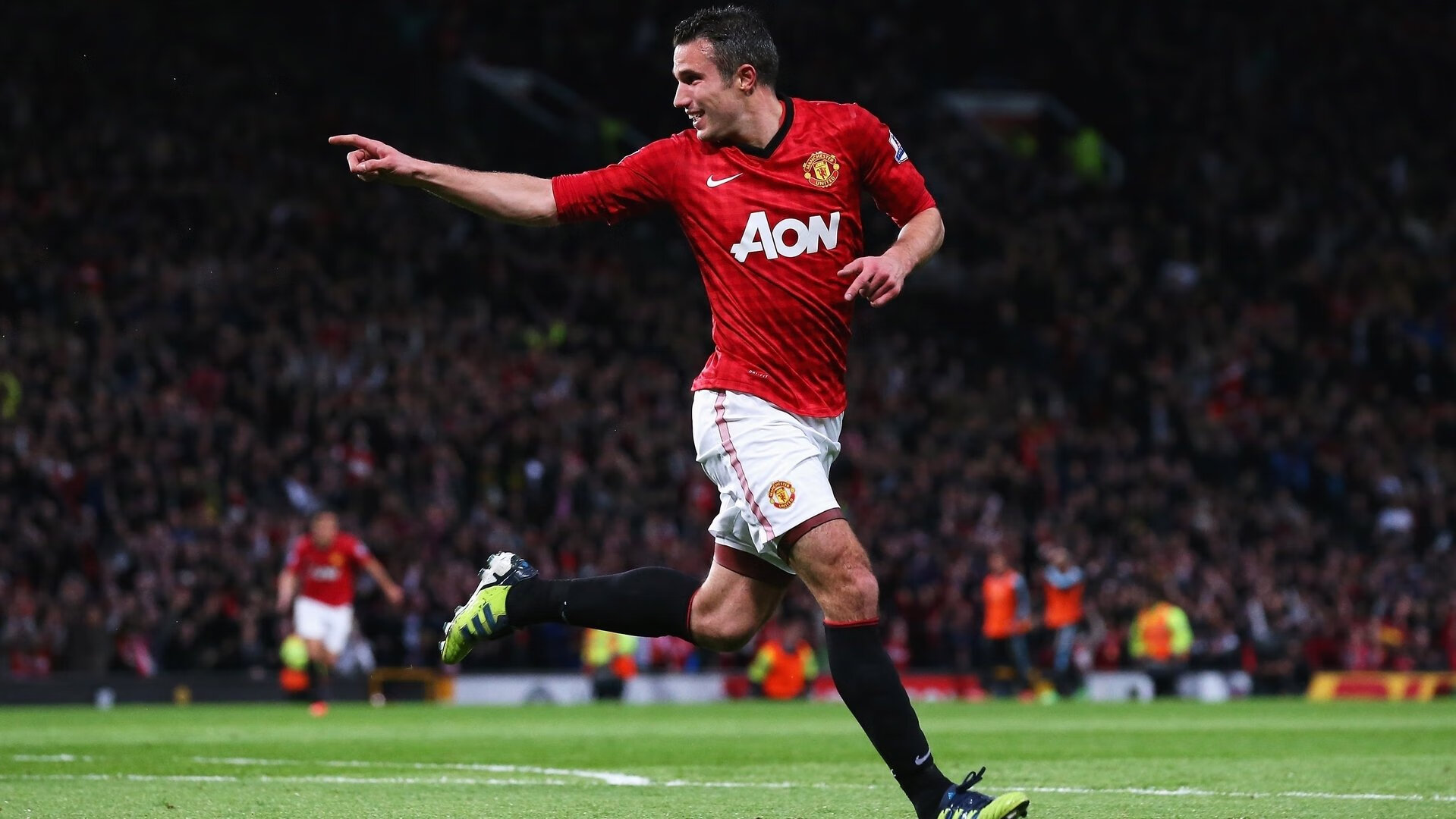 克罗地亚骑手奥利维亚·马尔顿·米哈尔迪内茨在2024年国际马术联合会世界障碍赛中以“Golden Loui H”马匹获得第六名，展现出色表现。