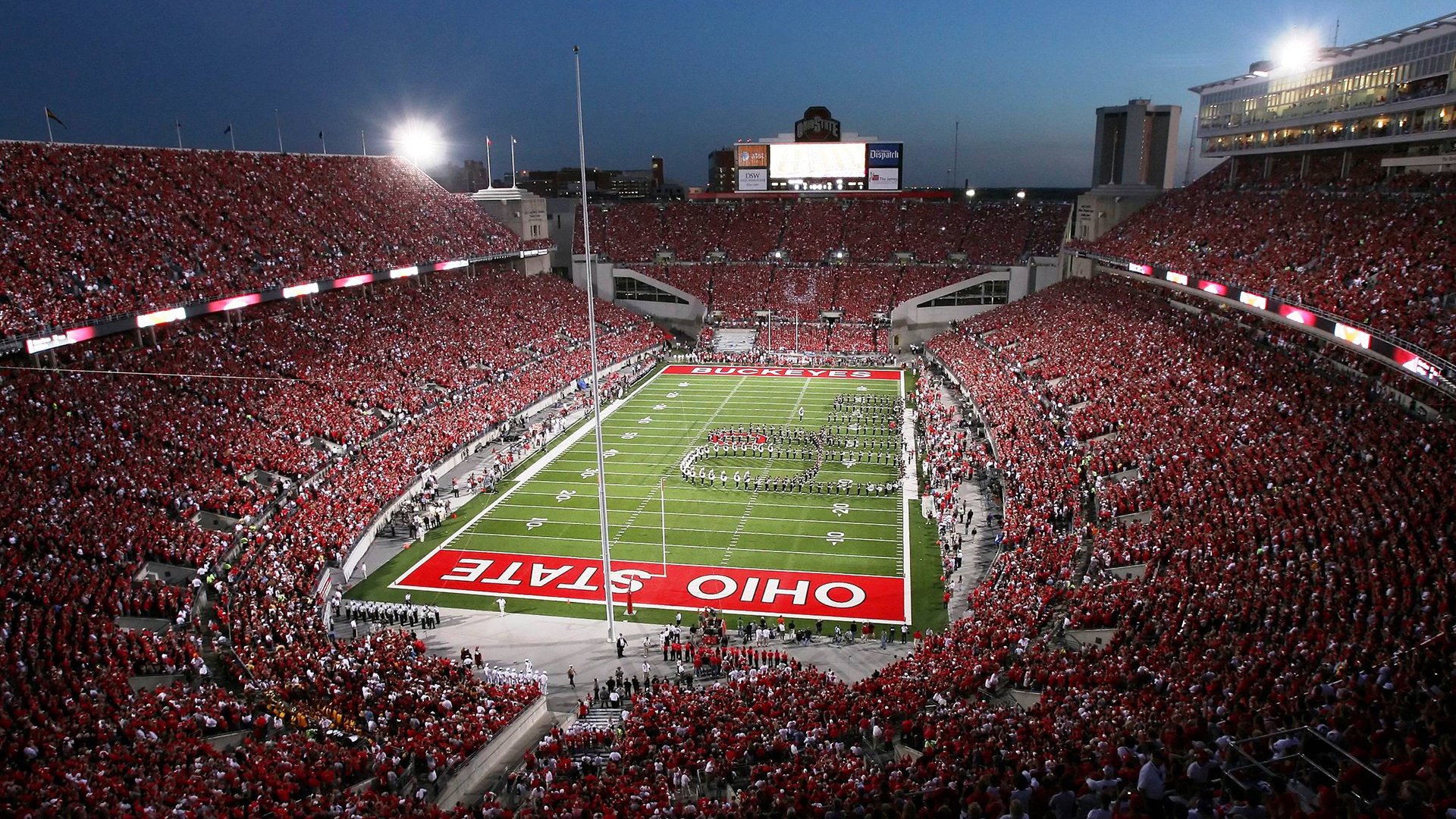 赛事海报设计赛出个性,吸引众多关注,赛事海报手绘